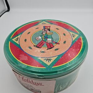 New Nutcracker Little Drummer Boy Vintage Tin Cookies Christmas Green Red